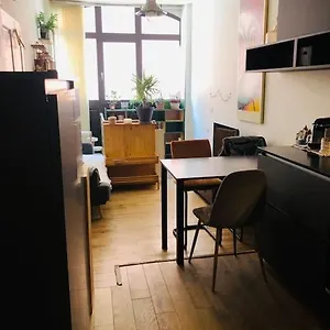  Appartement De Charme Aux Carmes